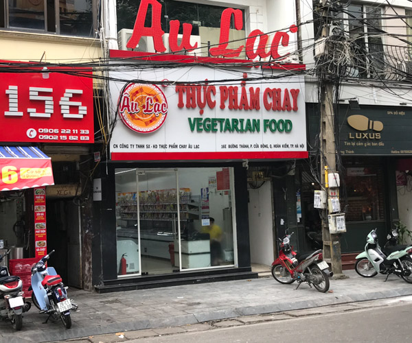 Au Lac food store Hanoi