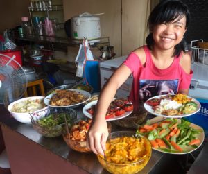Service with a smile at Bo De Quan in Hanoi
