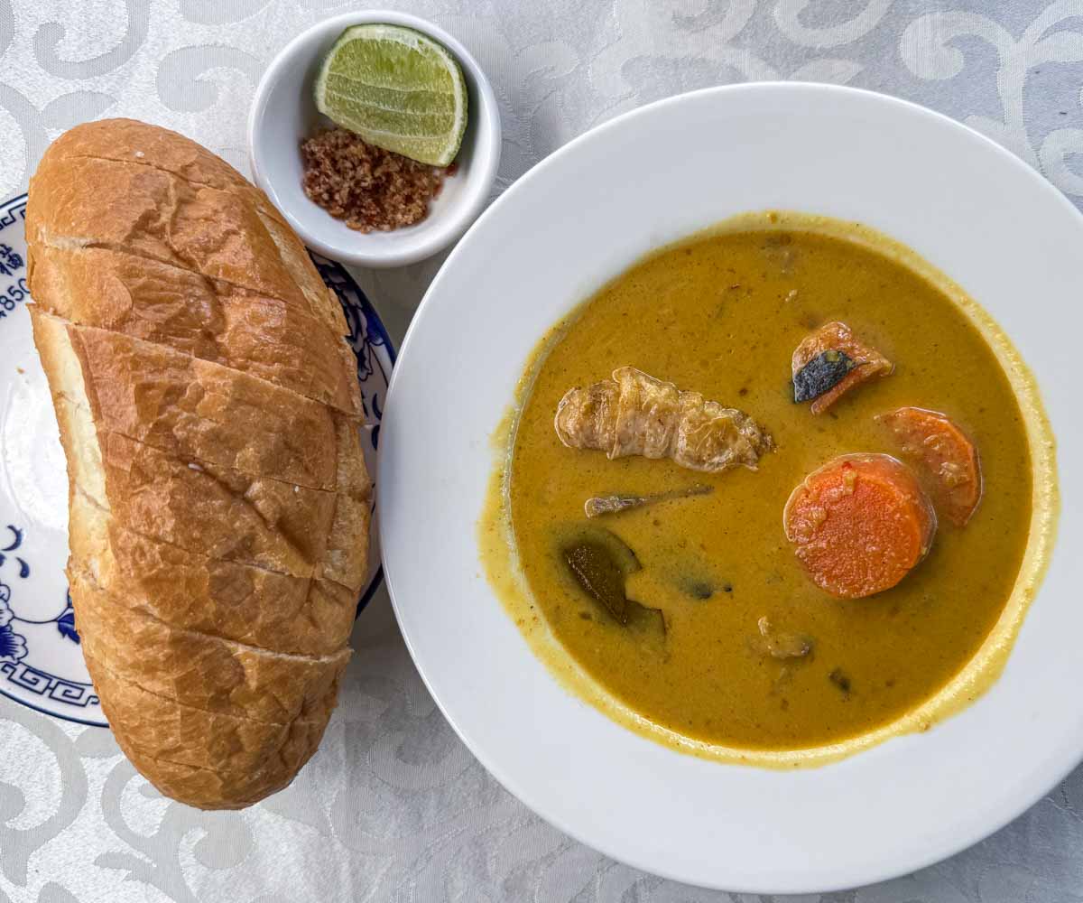 magnolia veg curry bread