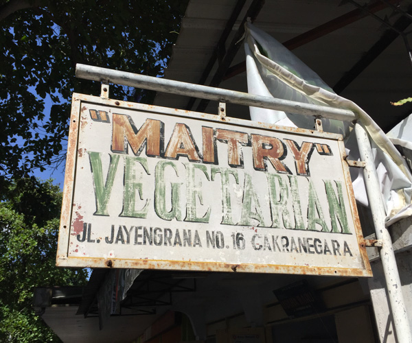 Vegan food at Warung Vegetarian Waikuntha