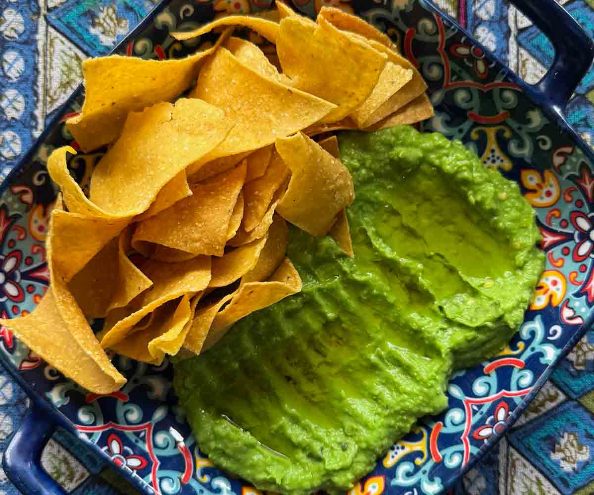 La Familia vegan guacamole