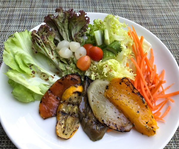 Salinda Resort vegan salad