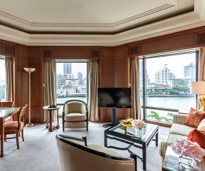 The Peninsula Bangkok_Deluxe Suite