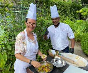 LUX* South Ari indian cooking class