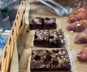 vegan prague airport choco cherry cake