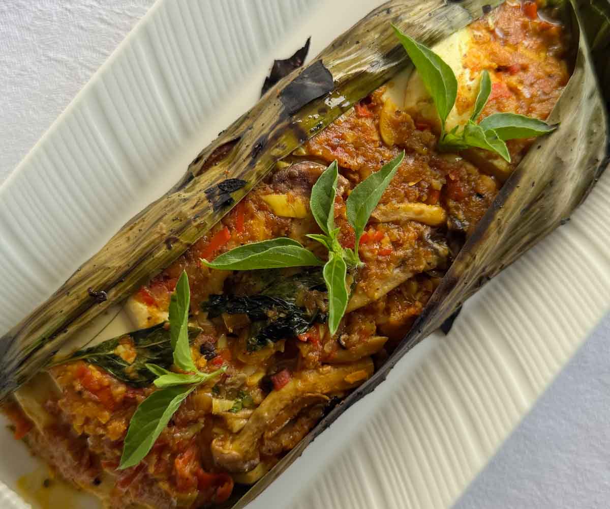 Viceroy Bali vegan pepes tofu Viceroy Bali vegan pepes tofu